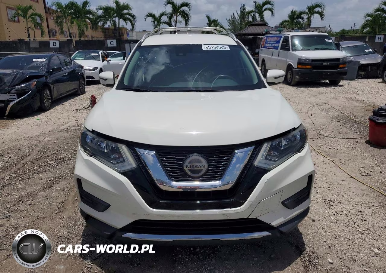 2019 Nissan Rogue S VIN:5N1AT2MT2KC796534 - 5