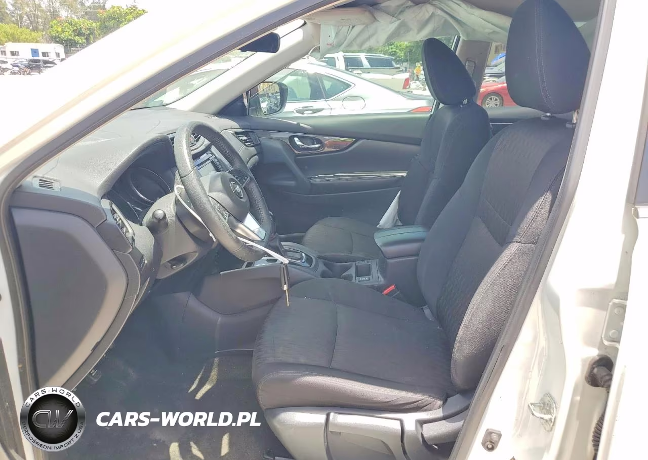 2019 Nissan Rogue S VIN:5N1AT2MT2KC796534 - 7