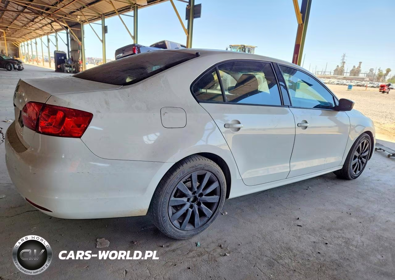 2011 Volkswagen Jetta Base VIN:3VW1K7AJ9BM373064 - 3