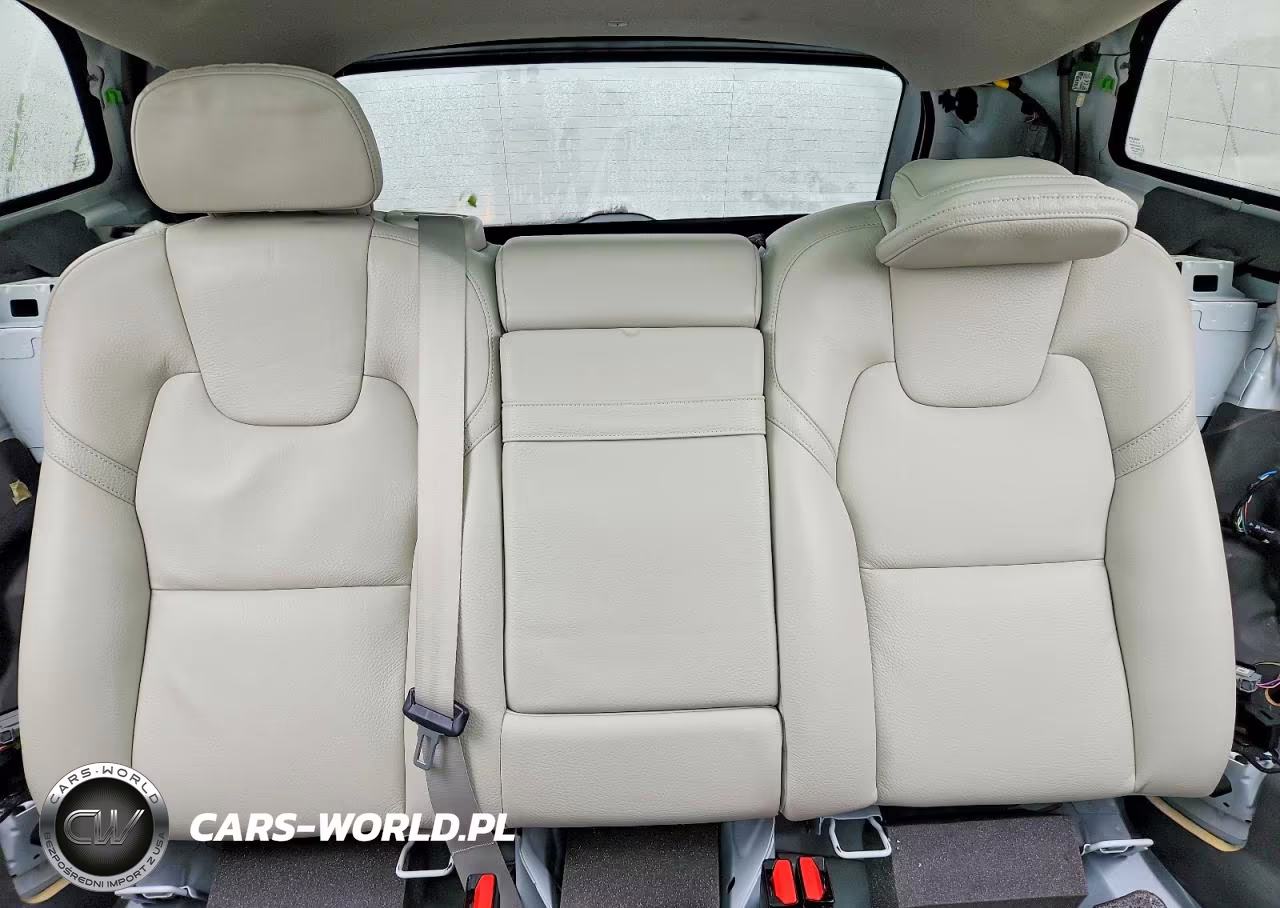 2020 Volvo Xc60 T5 Momentum VIN:YV4102RK7L1411511 - 10