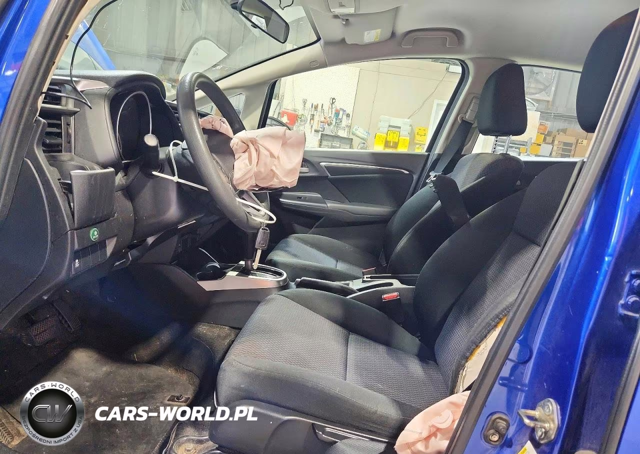 2019 Honda Fit Lx VIN:3HGGK5H48KM715266 - 7
