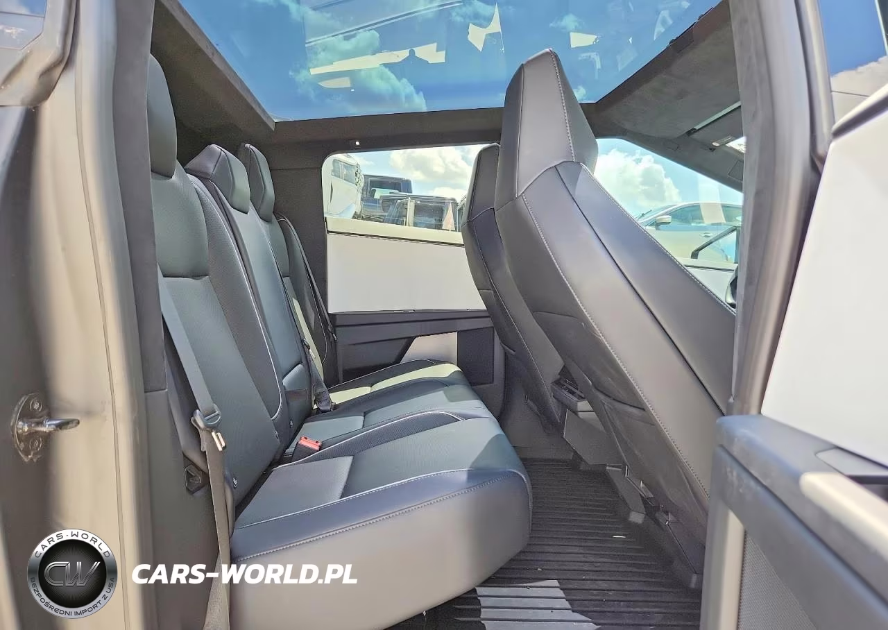 2024 Tesla Cybertruck VIN:7G2CEHEE9RA026641 - 10