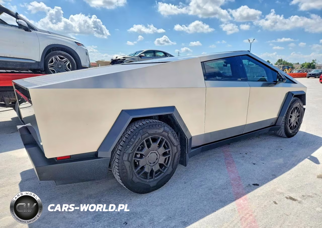 2024 Tesla Cybertruck VIN:7G2CEHEE9RA026641 - 3