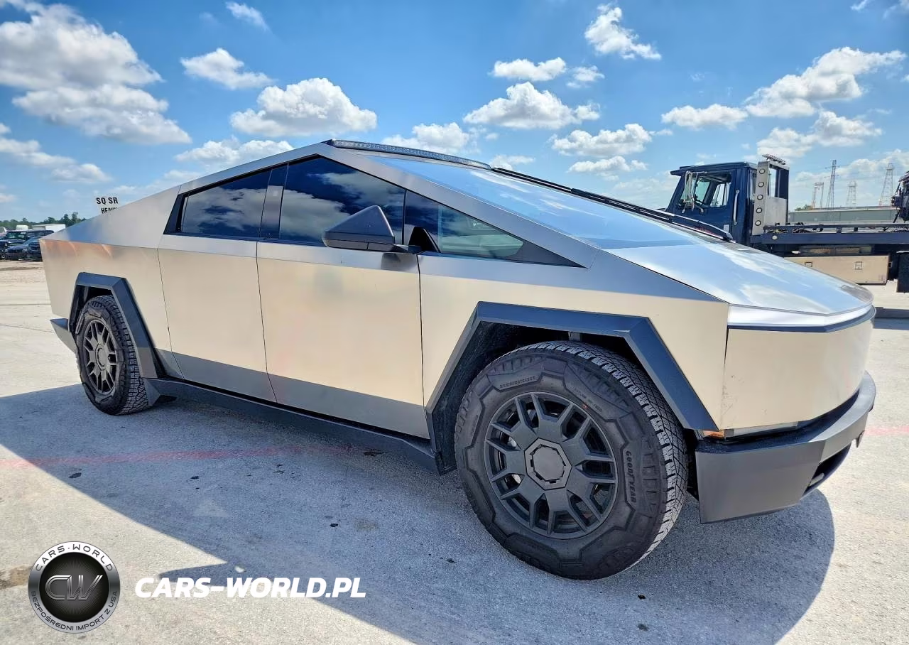 2024 Tesla Cybertruck VIN:7G2CEHEE9RA026641 - 4