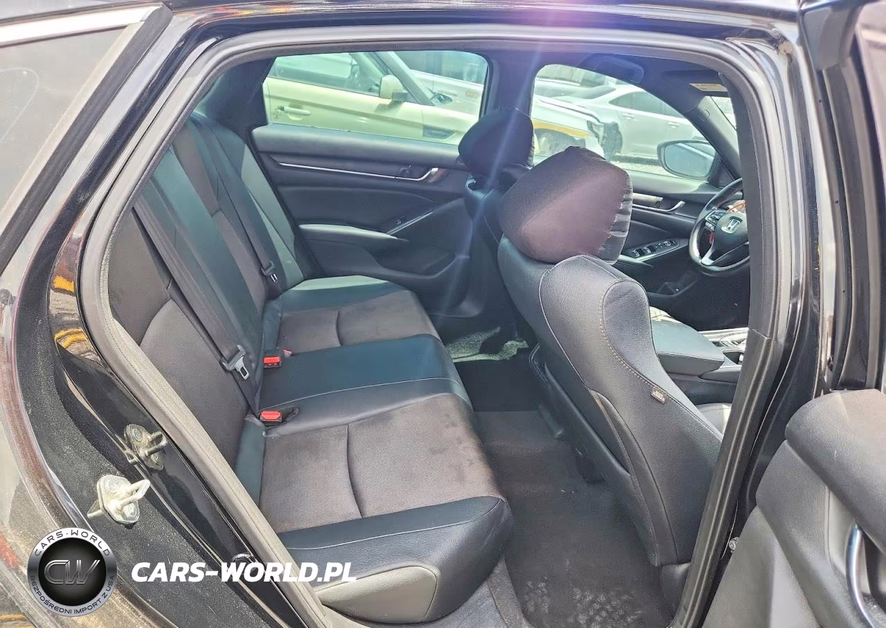 2020 Honda Accord Sport VIN:1HGCV1F33LA135690 - 10