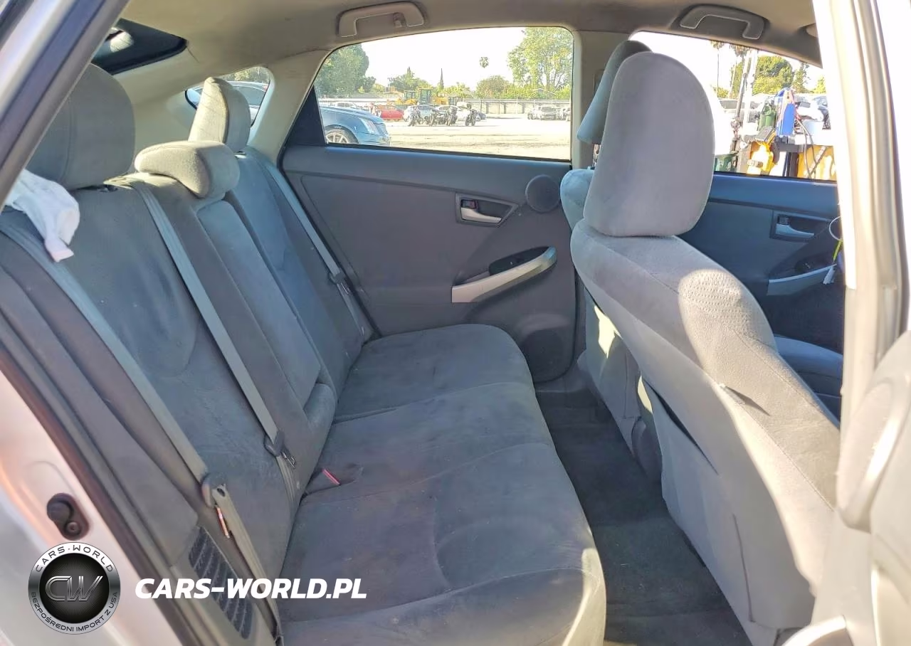 2010 Toyota Prius VIN:JTDKN3DU7A0017730 - 10