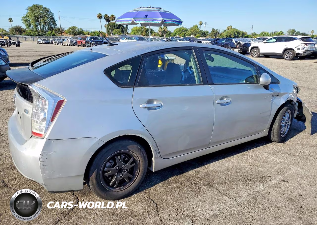 2010 Toyota Prius VIN:JTDKN3DU7A0017730 - 3