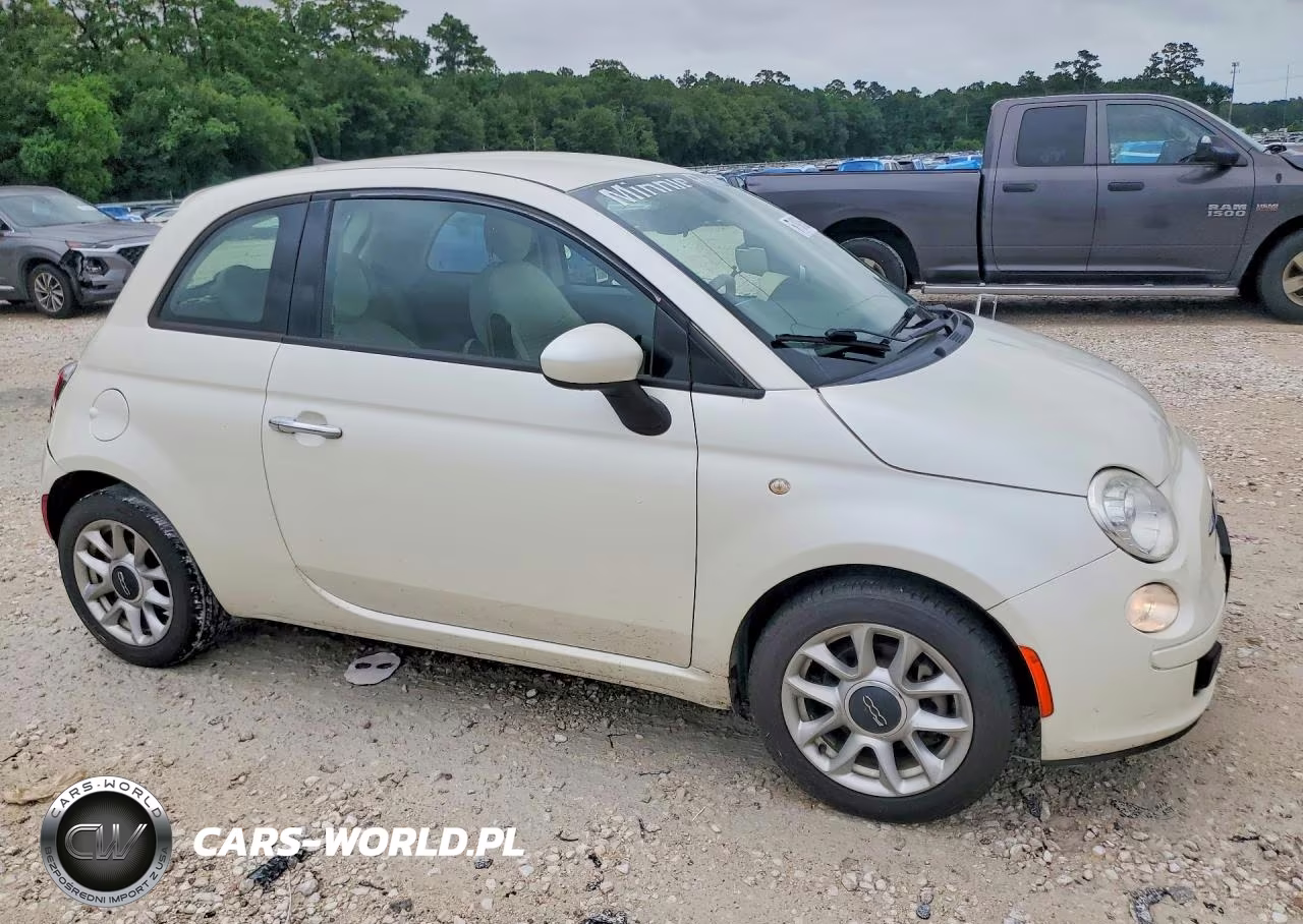 2017 Fiat 500 Pop VIN:3C3CFFKR7HT549370 - 4
