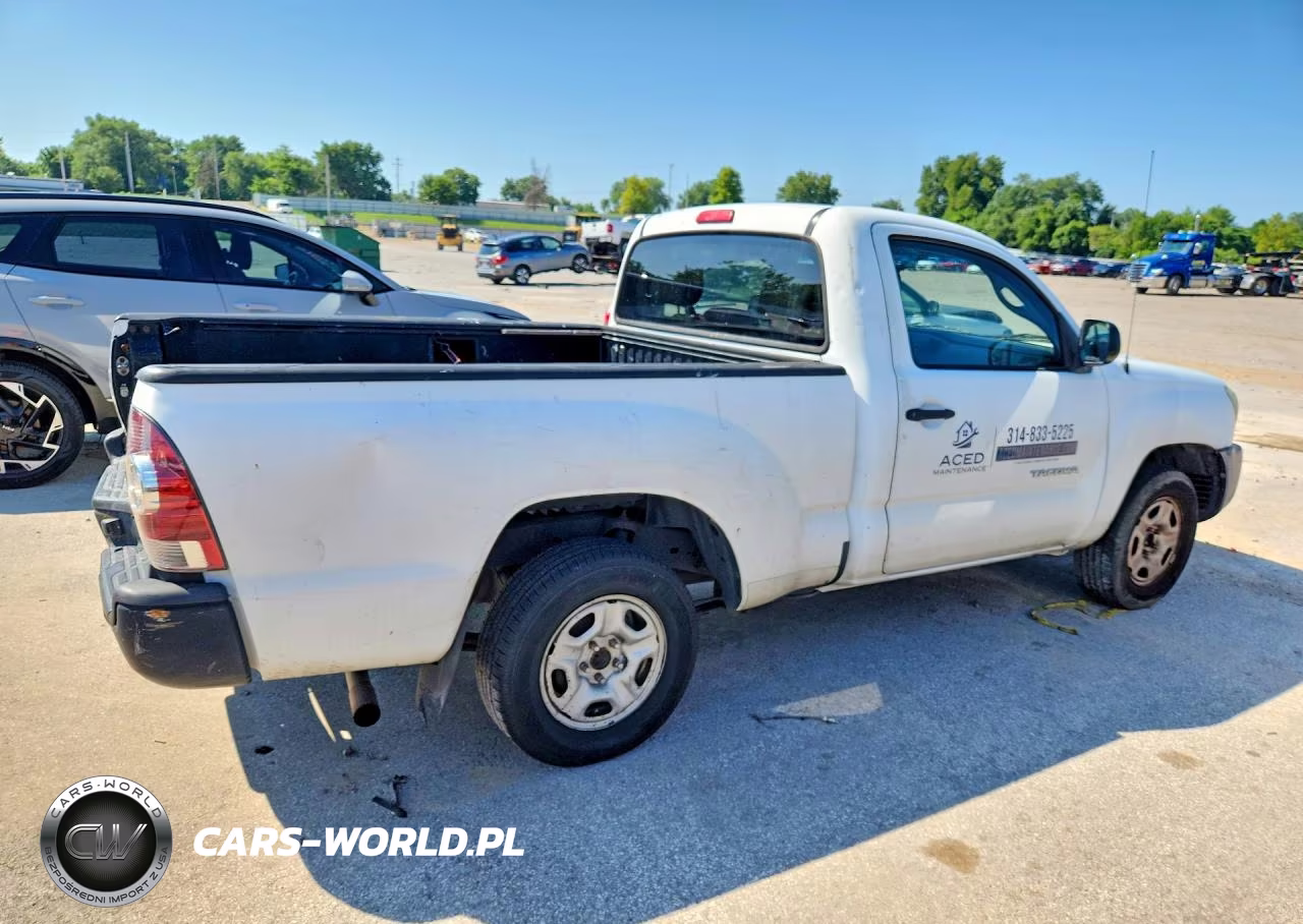 2010 Toyota Tacoma Base VIN:5TENX4CNXAZ681768 - 3