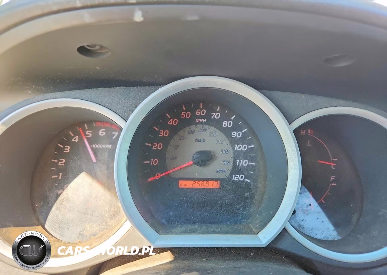 2010 Toyota Tacoma Base VIN:5TENX4CNXAZ681768 - 9