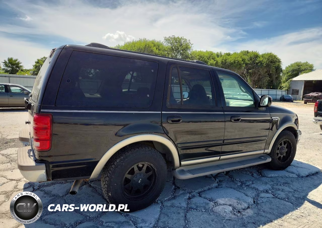 2002 Ford Expedition Eddie Bauer VIN:1FMRU17L02LA26600 - 3