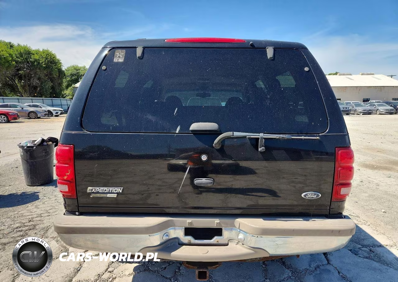 2002 Ford Expedition Eddie Bauer VIN:1FMRU17L02LA26600 - 6