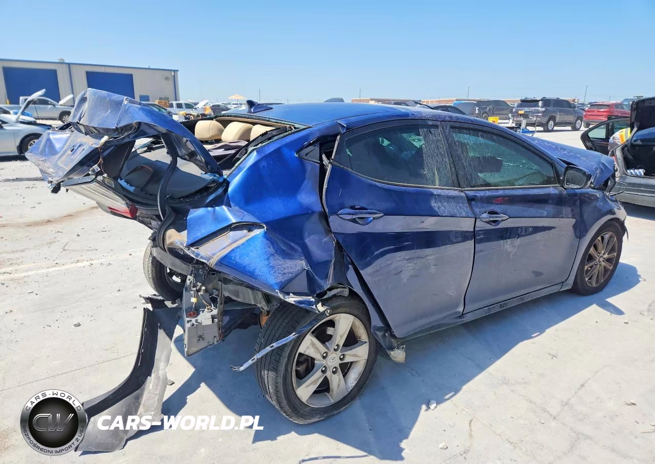 2013 Hyundai Elantra Gls VIN:KMHDH4AE5DU527795 - 3