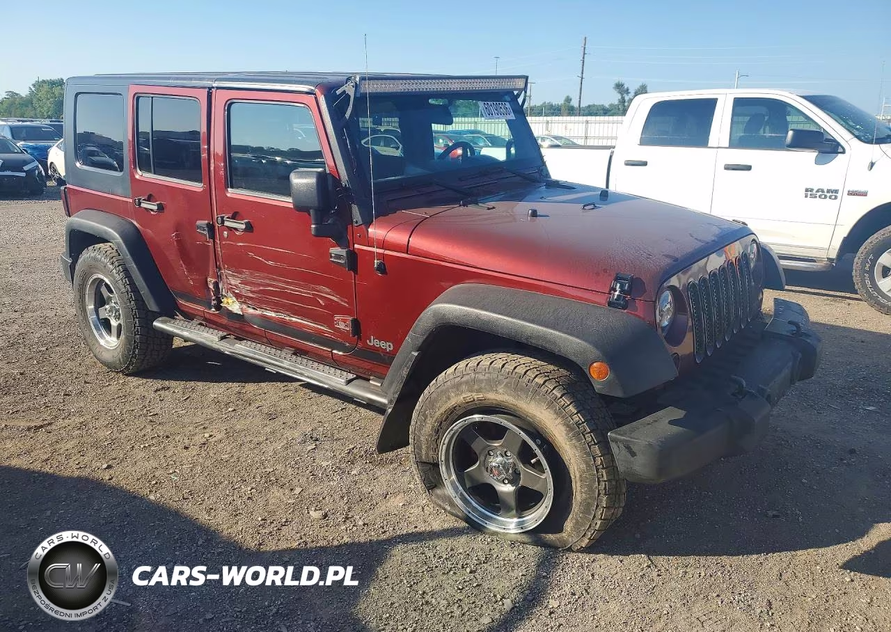 2008 Jeep Wrangler Unlimited X VIN:1J4GA39118L635760 - 4