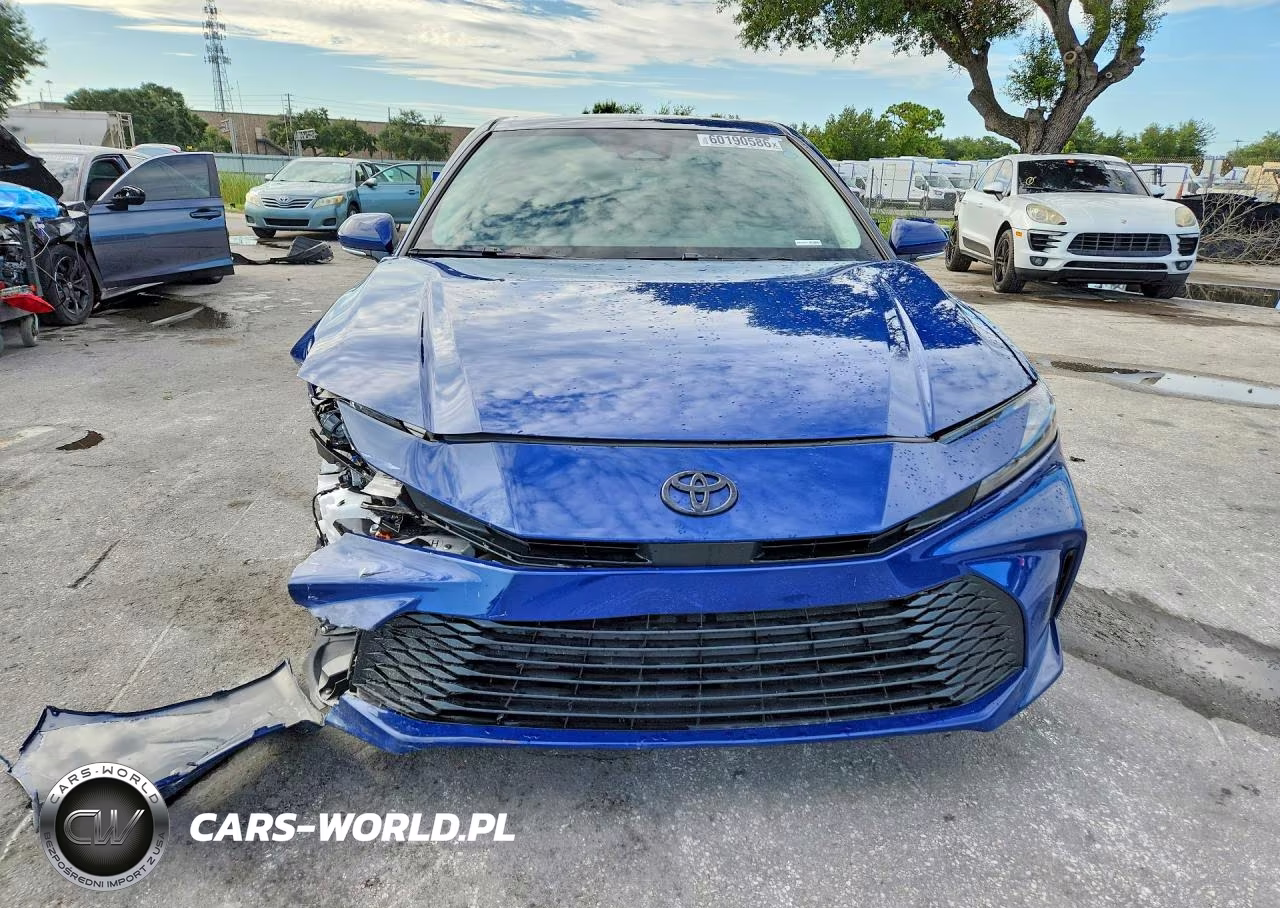 2025 Toyota Camry Le VIN:4T1DAACK4SU186666 - 5