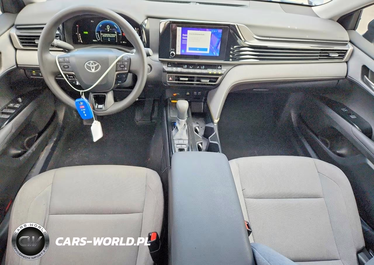 2025 Toyota Camry Le VIN:4T1DAACK4SU186666 - 8