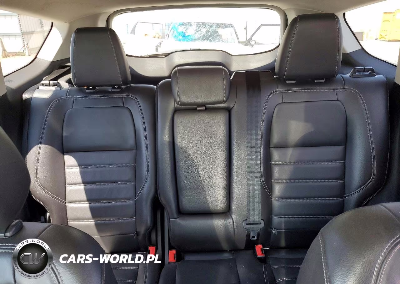 2017 Ford Escape Titanium VIN:1FMCU9J98HUD56814 - 10