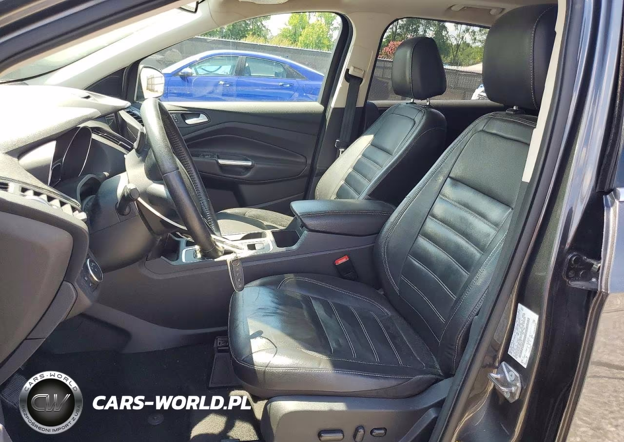2017 Ford Escape Titanium VIN:1FMCU9J98HUD56814 - 7