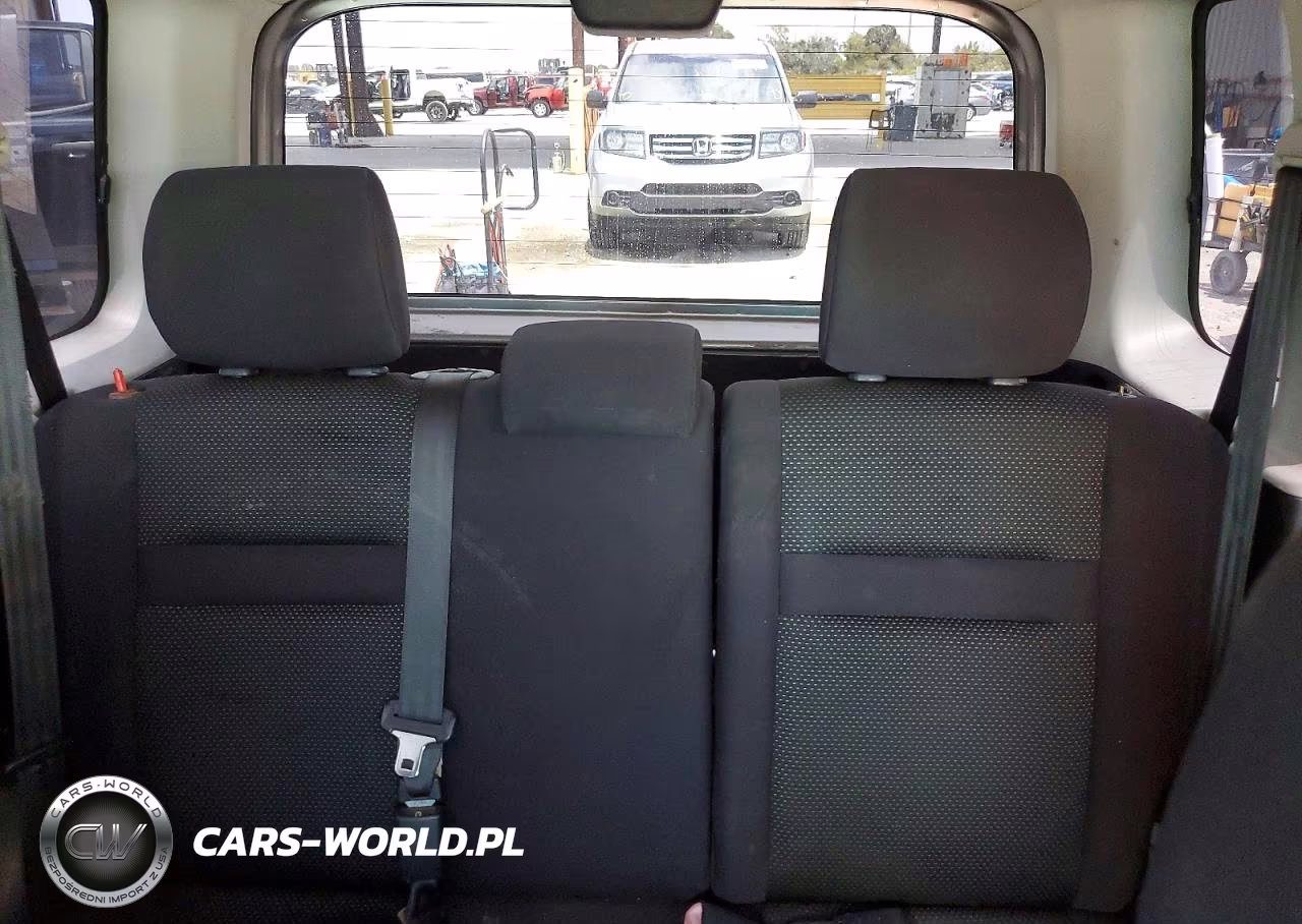 2004 Toyota Scion Xb VIN:JTLKT334240147544 - 10
