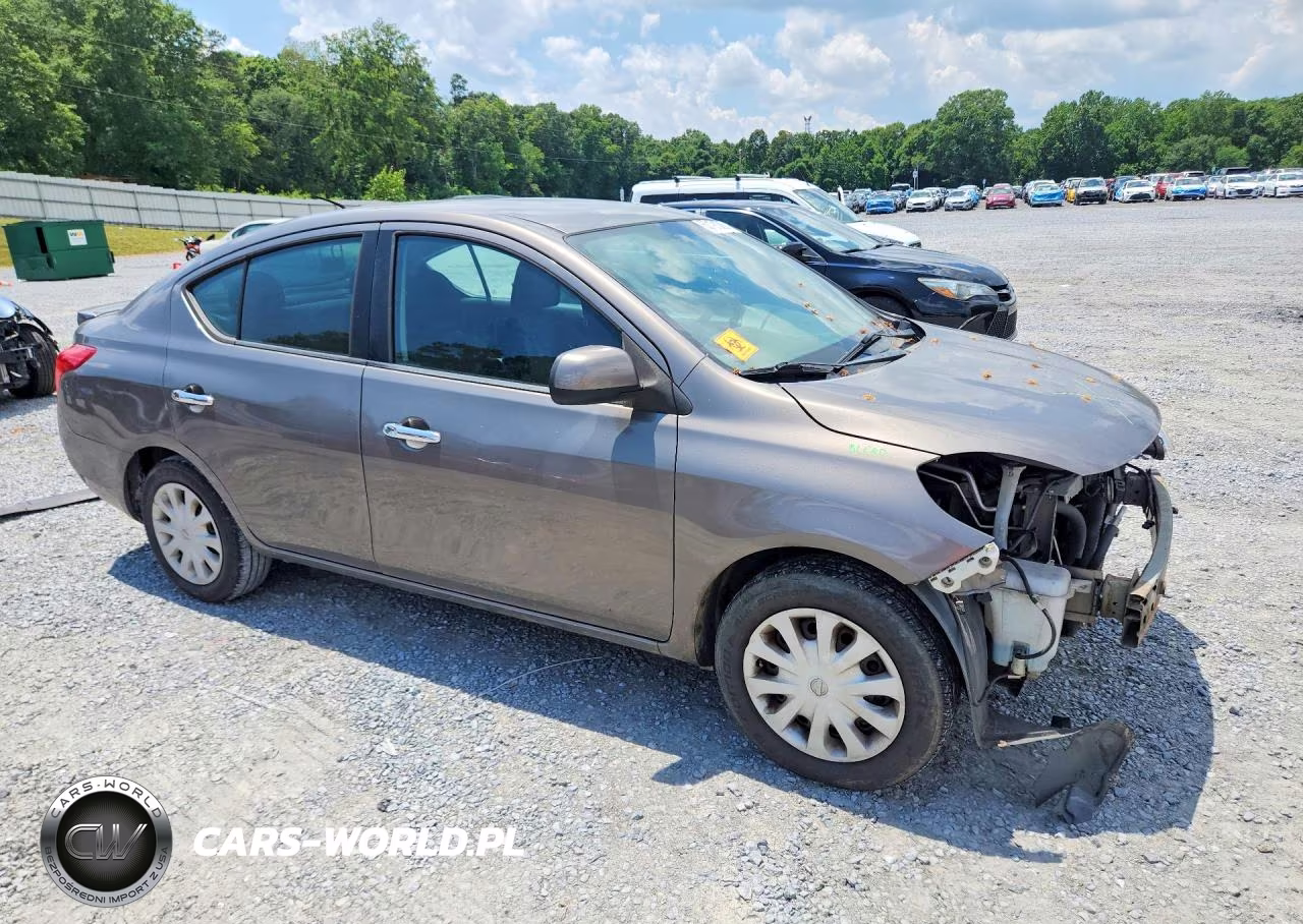 2013 Nissan Versa 1.6 S VIN:3N1CN7AP5DL836336 - 4