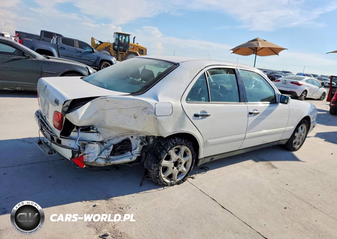 1999 Mercedes-Benz E 320 VIN:WDBJF65H0XA878292 - 3