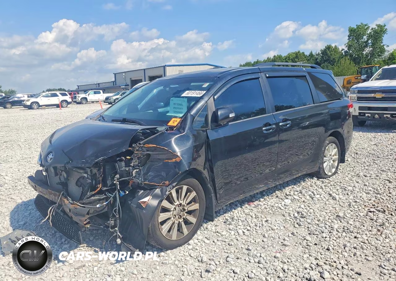 2013 Toyota Sienna Xle 7-Passenger – zdjęcie 1 z 13