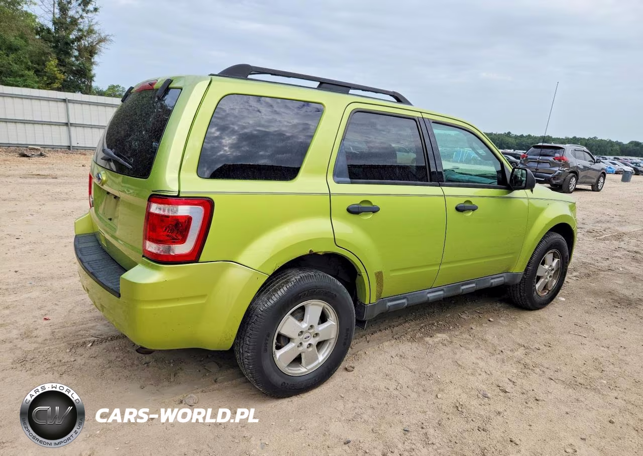 2012 Ford Escape Xlt VIN:1FMCU9D78CKA67690 - 3