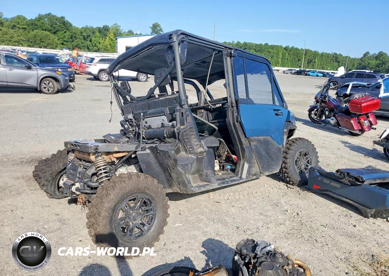 2026 Can-Am Defender Utility Vehicle VIN:3JBKUAX40TK016467 - 4