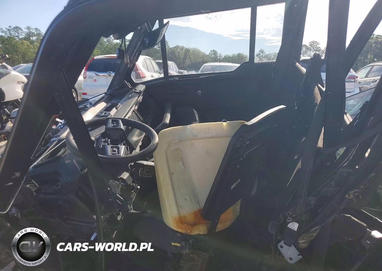 2026 Can-Am Defender Utility Vehicle VIN:3JBKUAX40TK016467 - 5