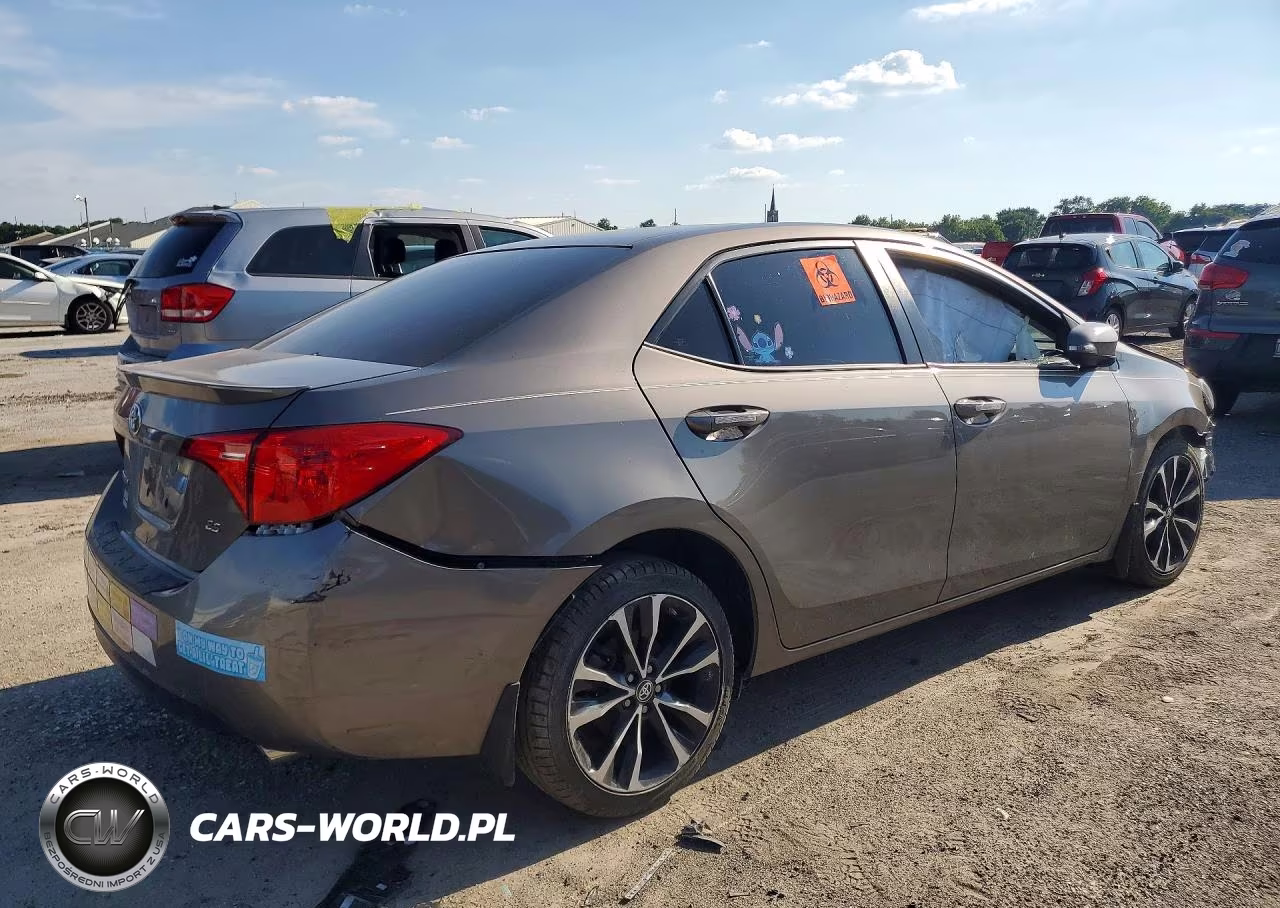 2018 Toyota Corolla Se VIN:2T1BURHE9JC977047 - 3