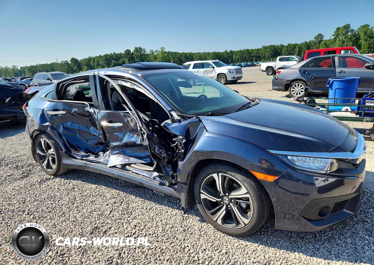 2016 Honda Civic Touring VIN:19XFC1F93GE005871 - 4