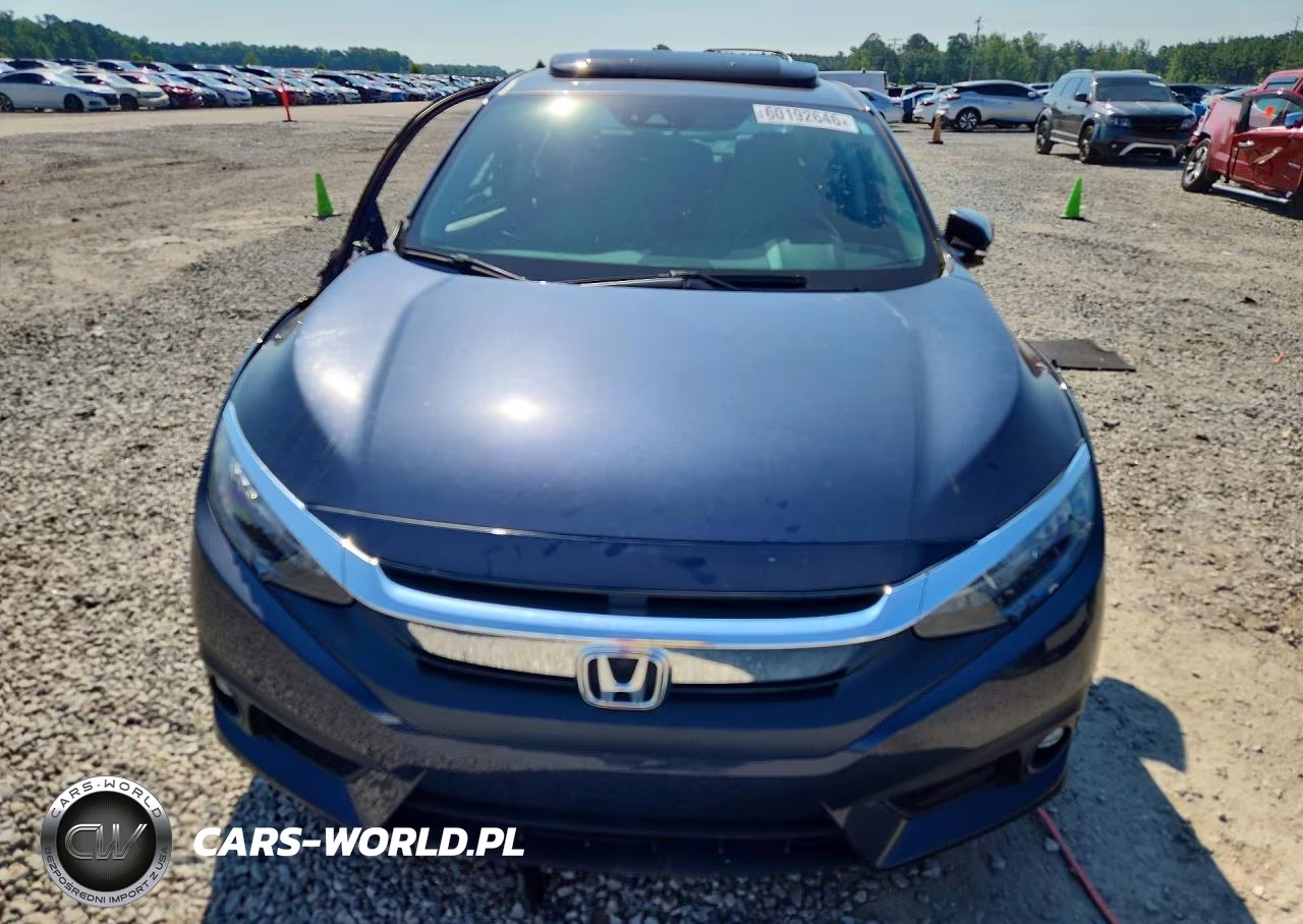 2016 Honda Civic Touring VIN:19XFC1F93GE005871 - 5