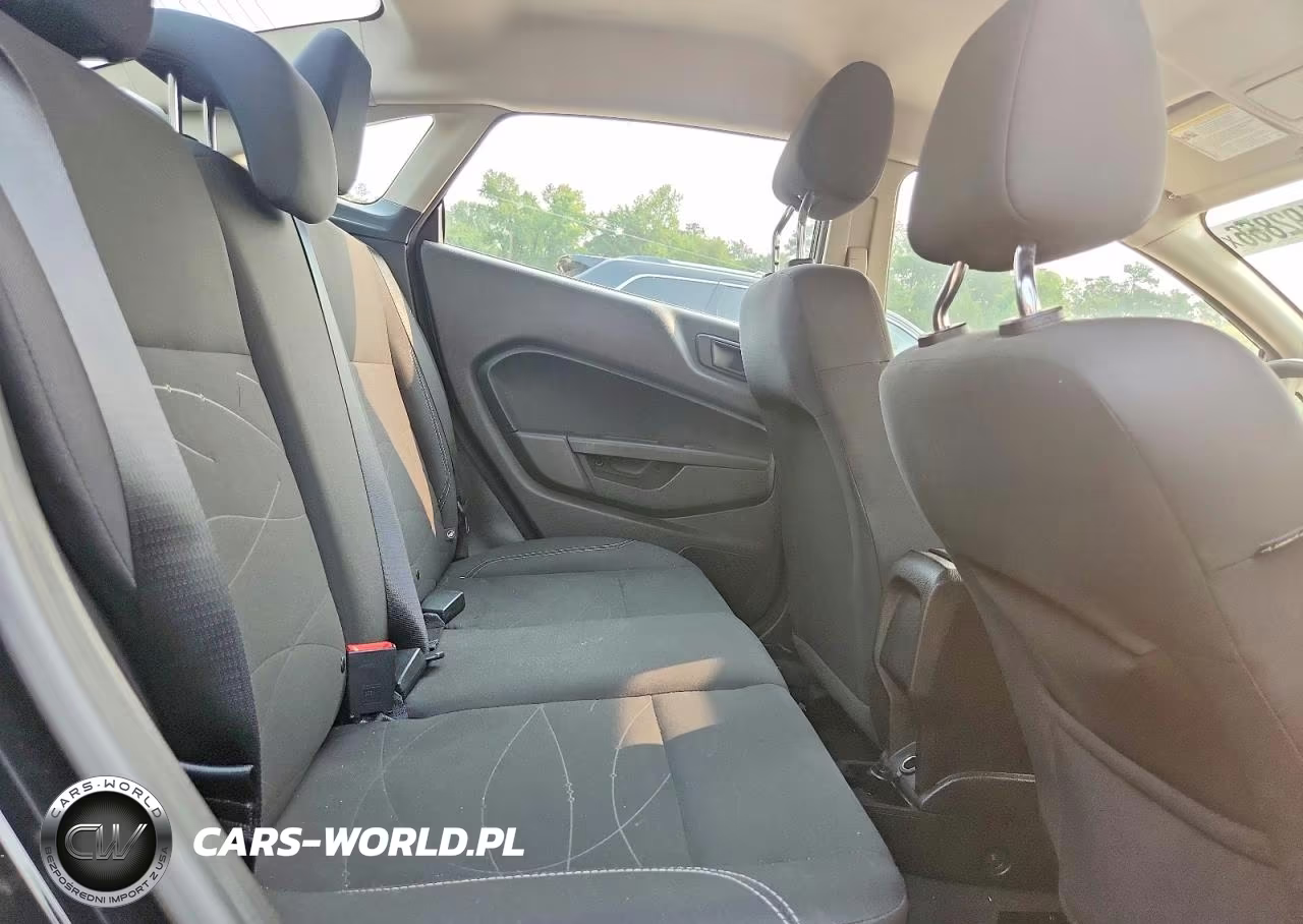 2018 Ford Fiesta Se VIN:3FADP4BJ5JM139622 - 10
