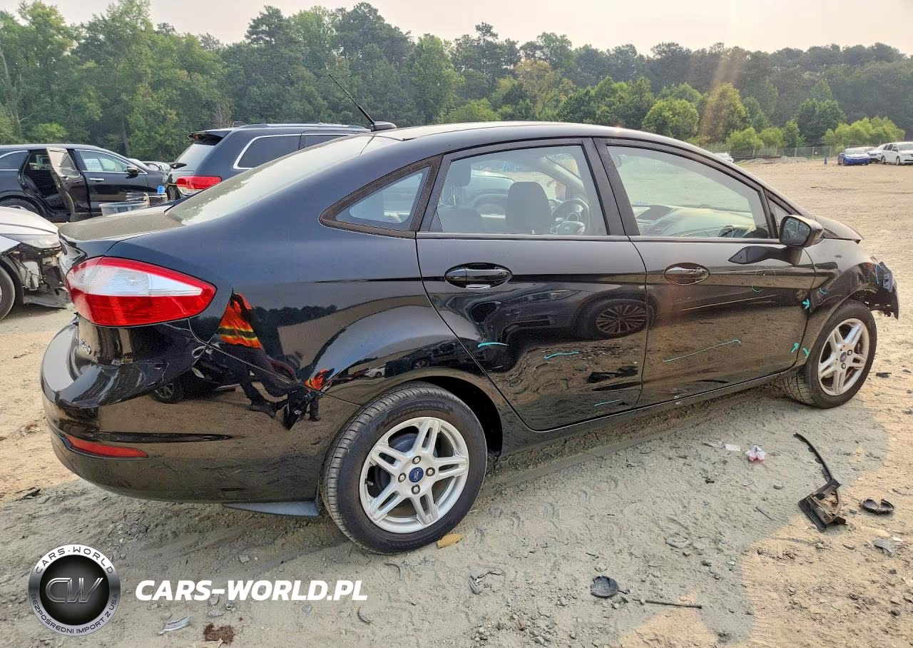 2018 Ford Fiesta Se VIN:3FADP4BJ5JM139622 - 3