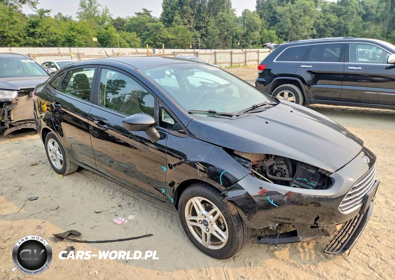 2018 Ford Fiesta Se VIN:3FADP4BJ5JM139622 - 4
