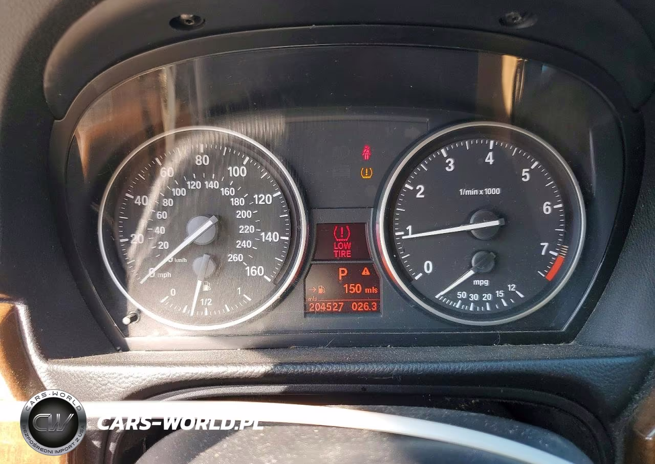 2009 BMW 328 I VIN:WBAPH77589NL81787 - 9