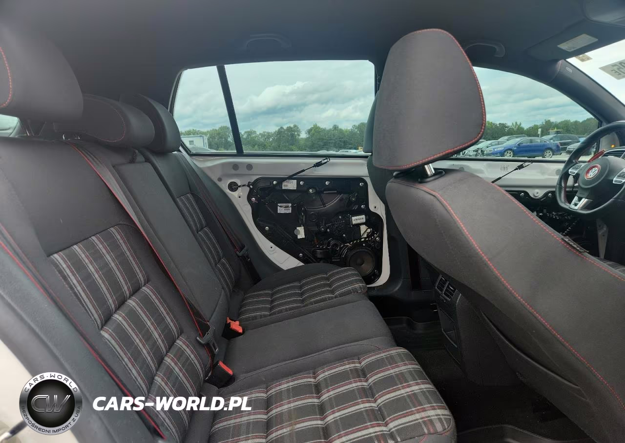 2013 Volkswagen Gti VIN:WVWHV7AJ2DW129994 - 10