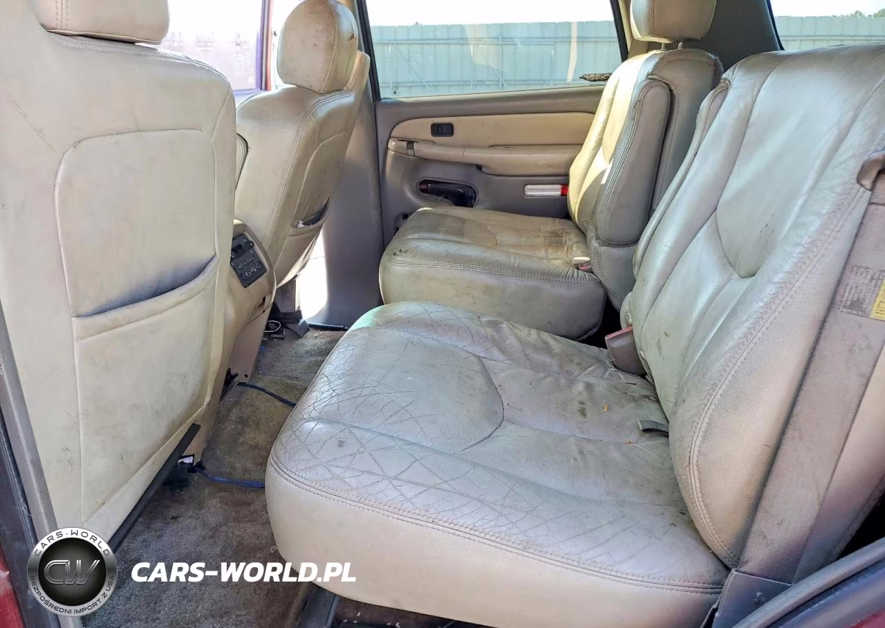 2002 Chevrolet Tahoe C1500 VIN:1GNEC13VX2R216583 - 11