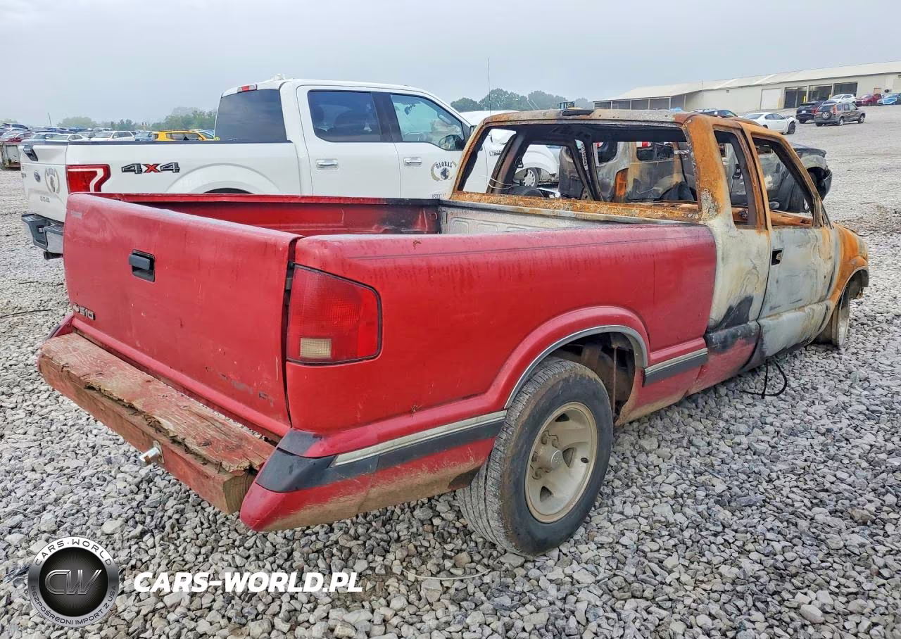 1996 Chevrolet S Truck S10 VIN:1GCCS19X9TK177572 - 3