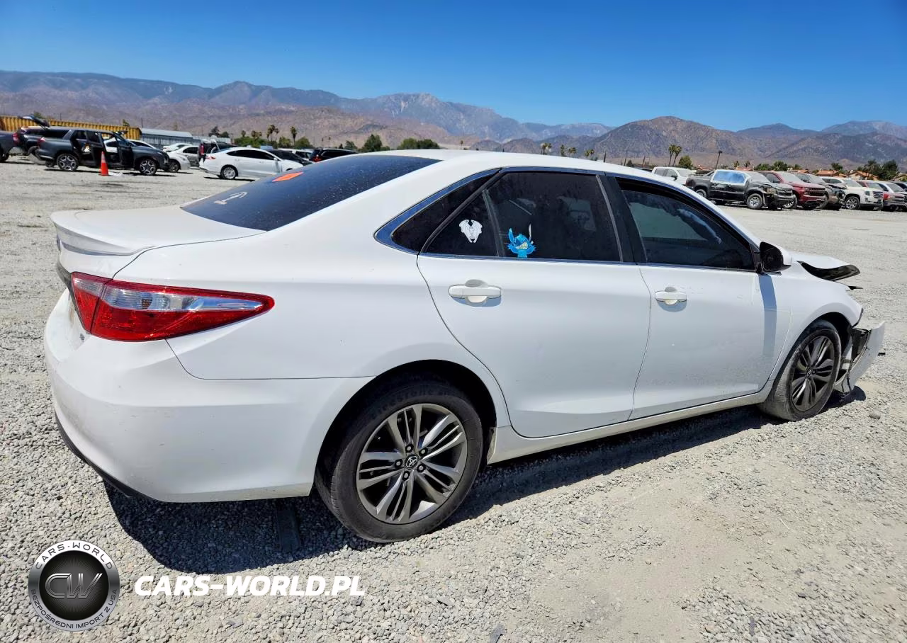 2017 Toyota Camry Se VIN:4T1BF1FK5HU785475 - 3