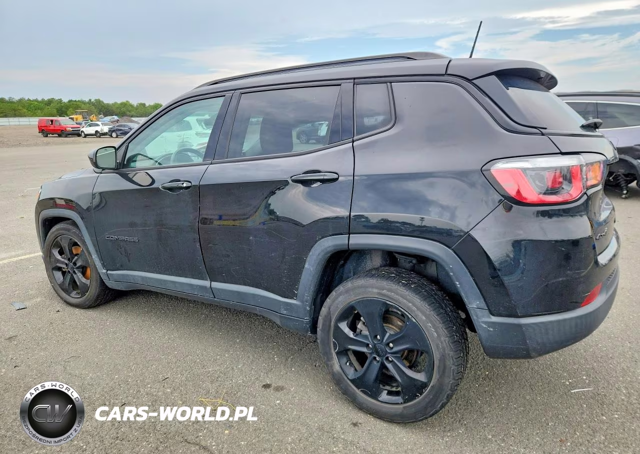 2018 Jeep Compass Latitude VIN:3C4NJDBB2JT325634 - 2