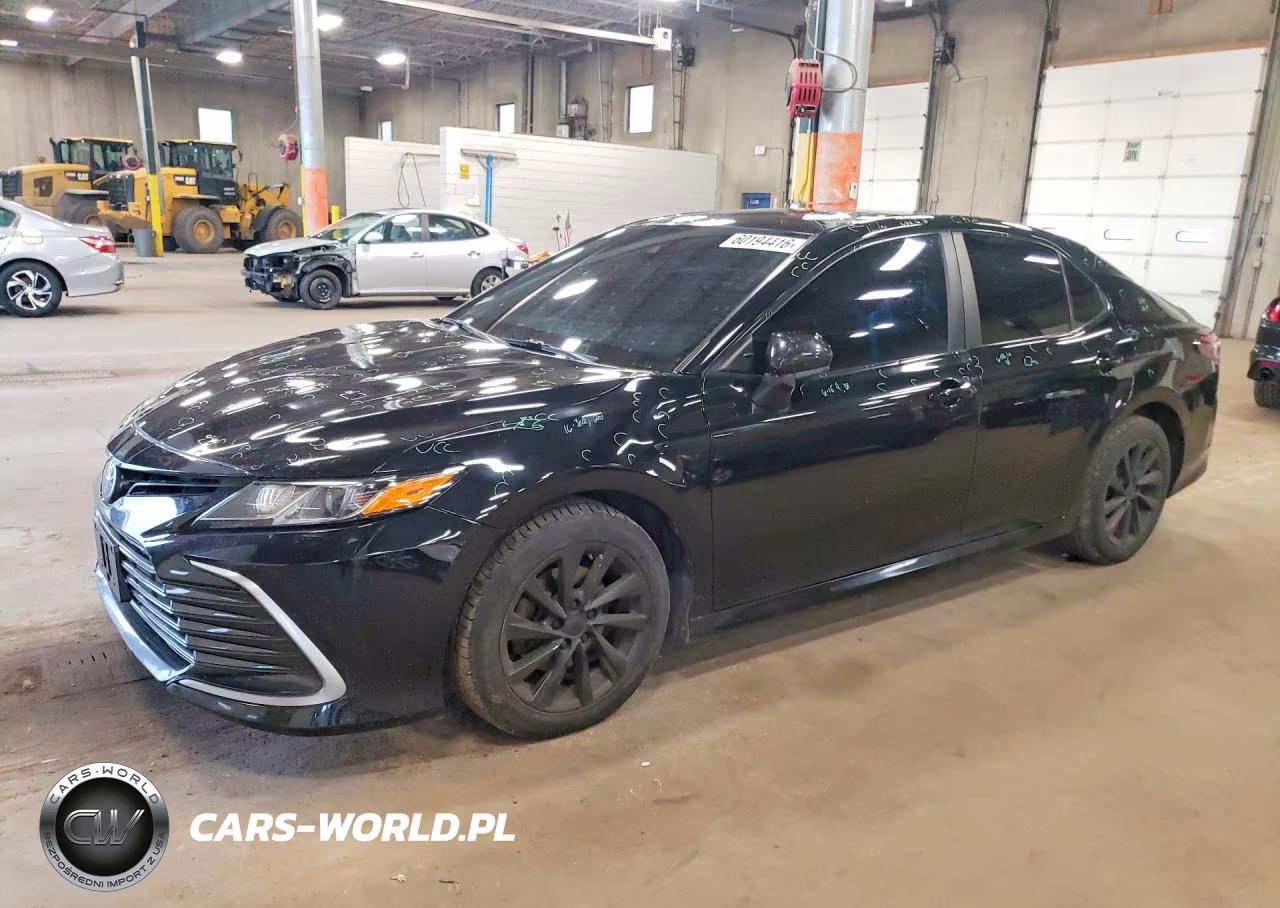 2021 Toyota Camry Le