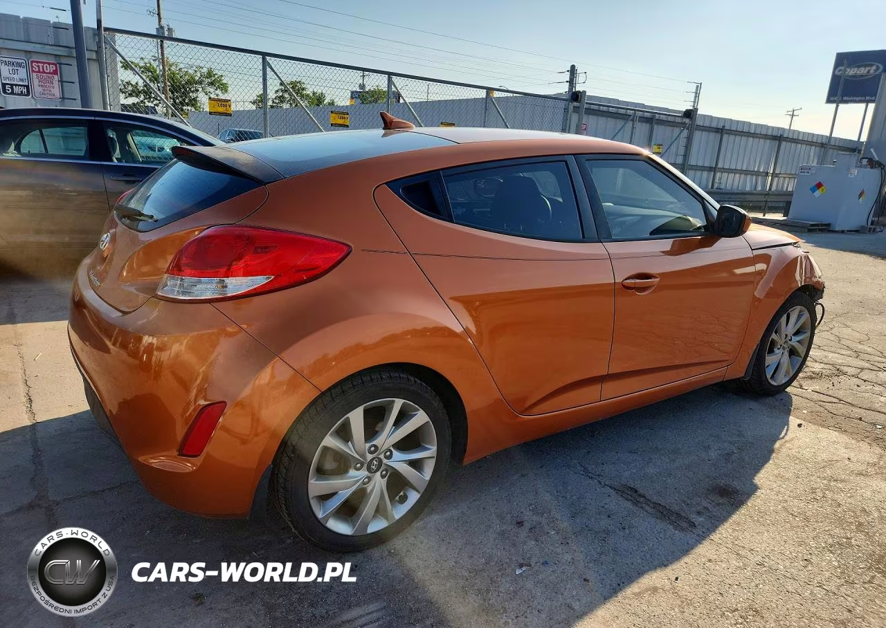 2016 Hyundai Veloster Base VIN:KMHTC6AD5GU287553 - 3