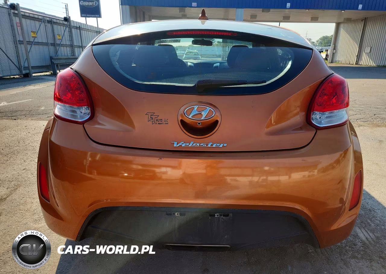 2016 Hyundai Veloster Base VIN:KMHTC6AD5GU287553 - 6