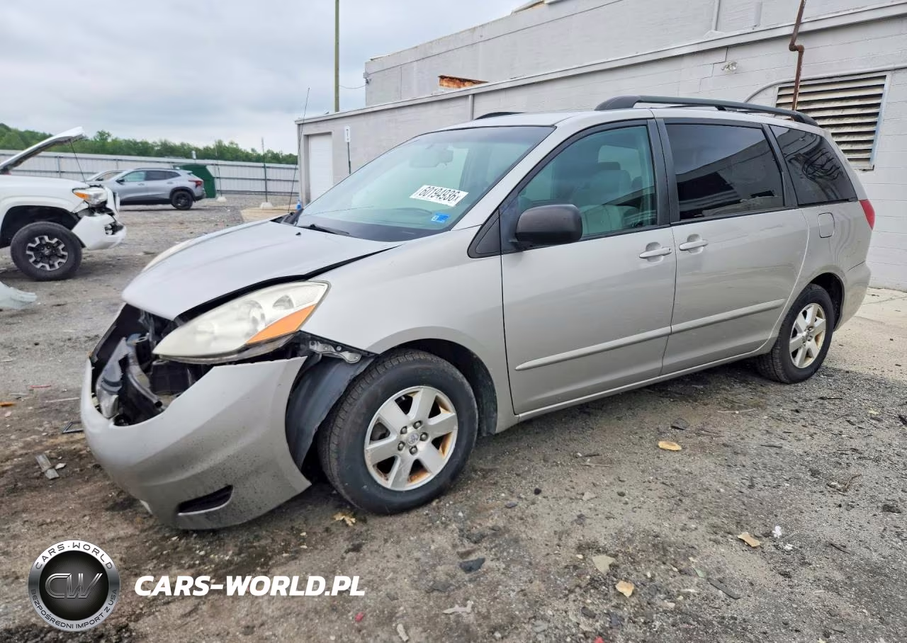 2007 Toyota Sienna Le 8-Passenger – zdjęcie 1 z 13