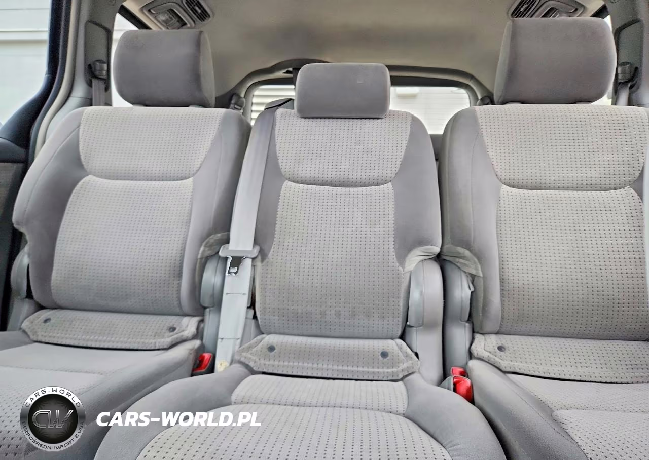 2007 Toyota Sienna Le 8-Passenger VIN:5TDZK23C17S070715 - 10