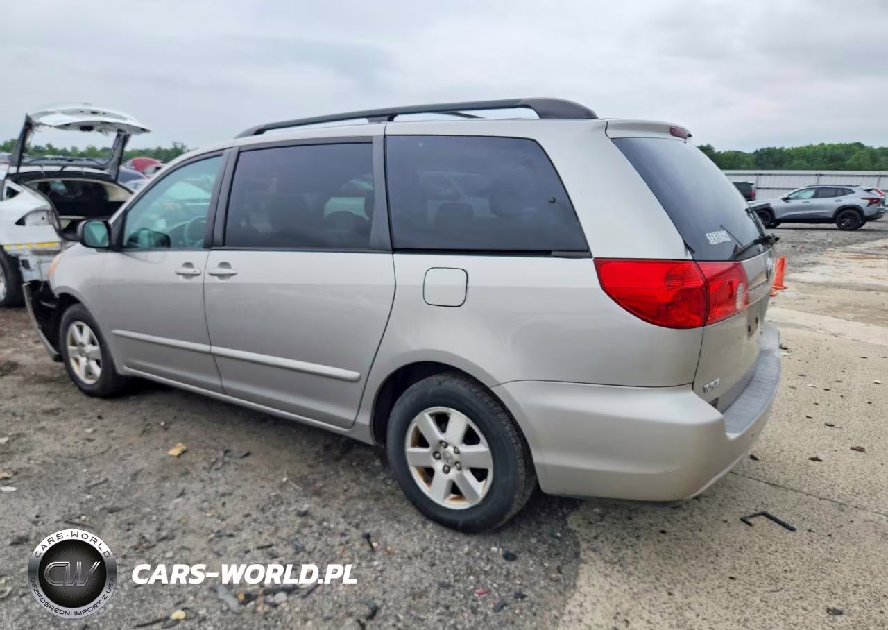 2007 Toyota Sienna Le 8-Passenger VIN:5TDZK23C17S070715 - 2