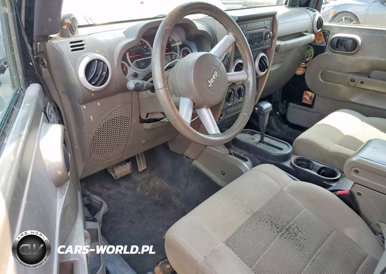 2009 Jeep Wrangler Sahara VIN:1J4FA54179L700644 - 8