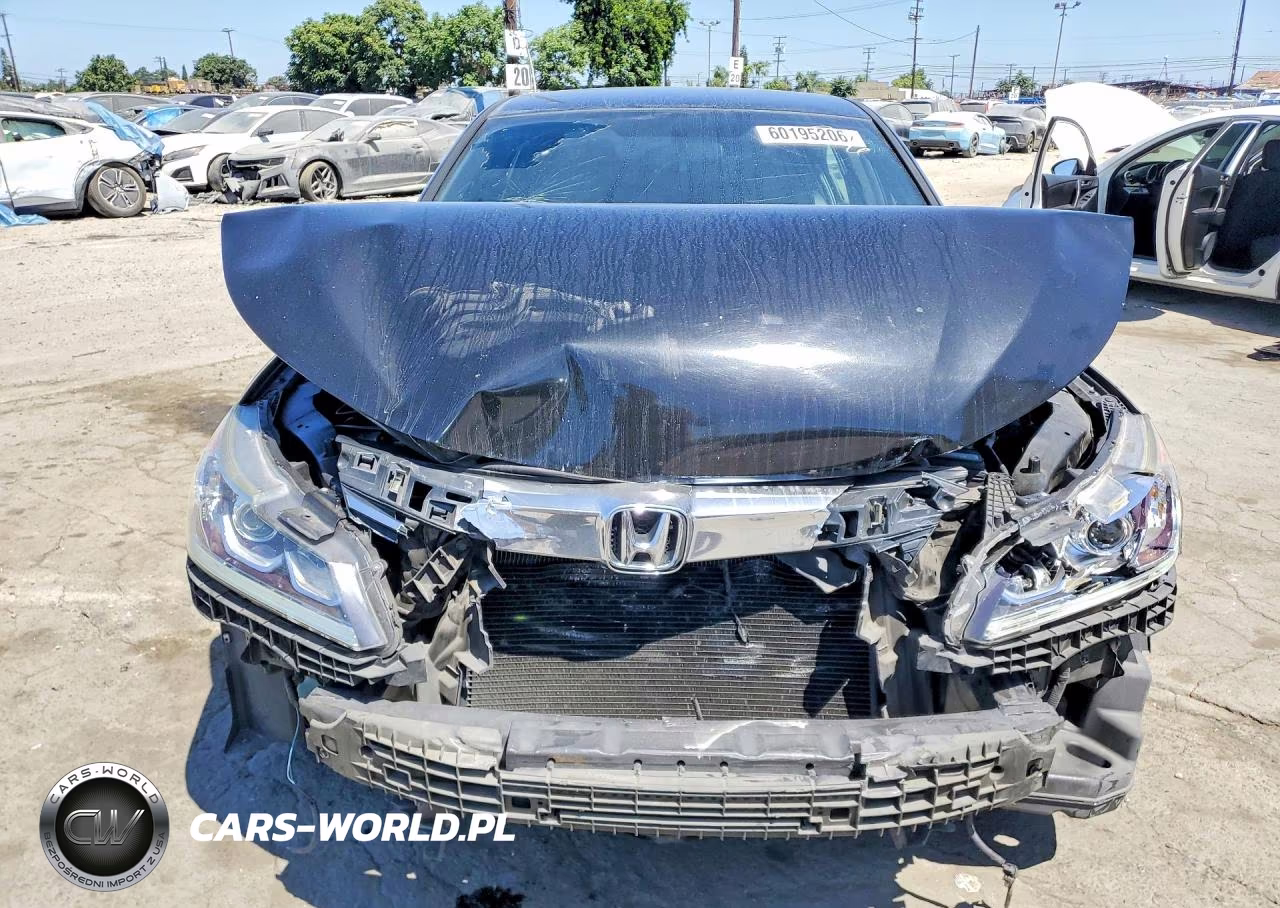 2017 Honda Accord Sport VIN:1HGCR2F52HA289231 - 5