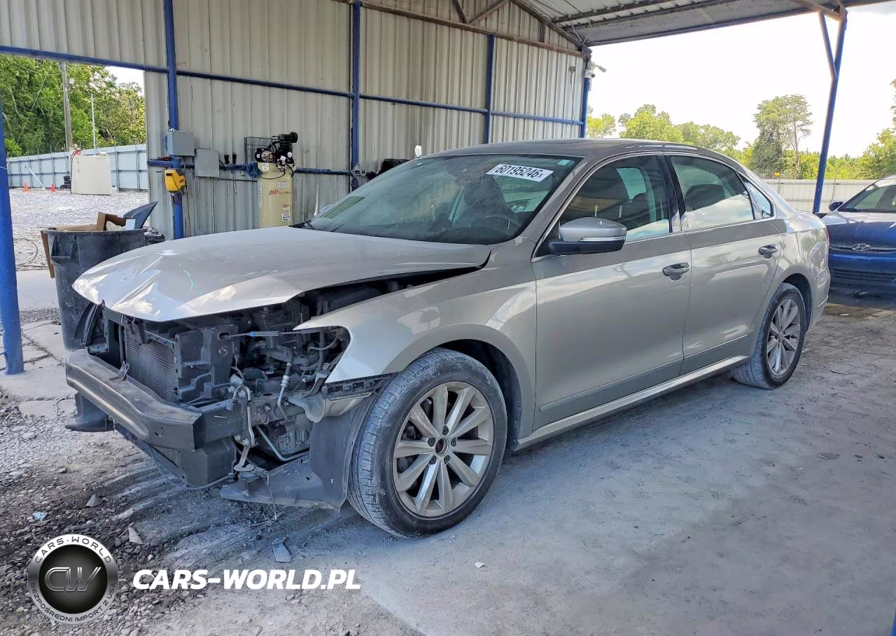 2012 Volkswagen Passat Sel